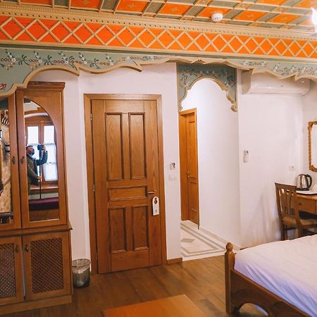 Argjiro Traditional Gjirokaster Luaran gambar