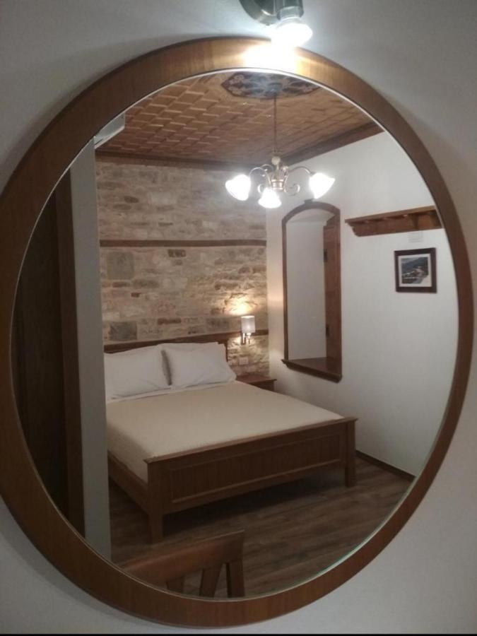 Argjiro Traditional Gjirokaster Luaran gambar